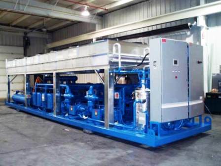 Outdoor air cooled packaged chiller; air cooled industrial chiller; air cooled chiller; air cooled chilled water system; air cooled glycol chiller; air cooled industrial chiller
